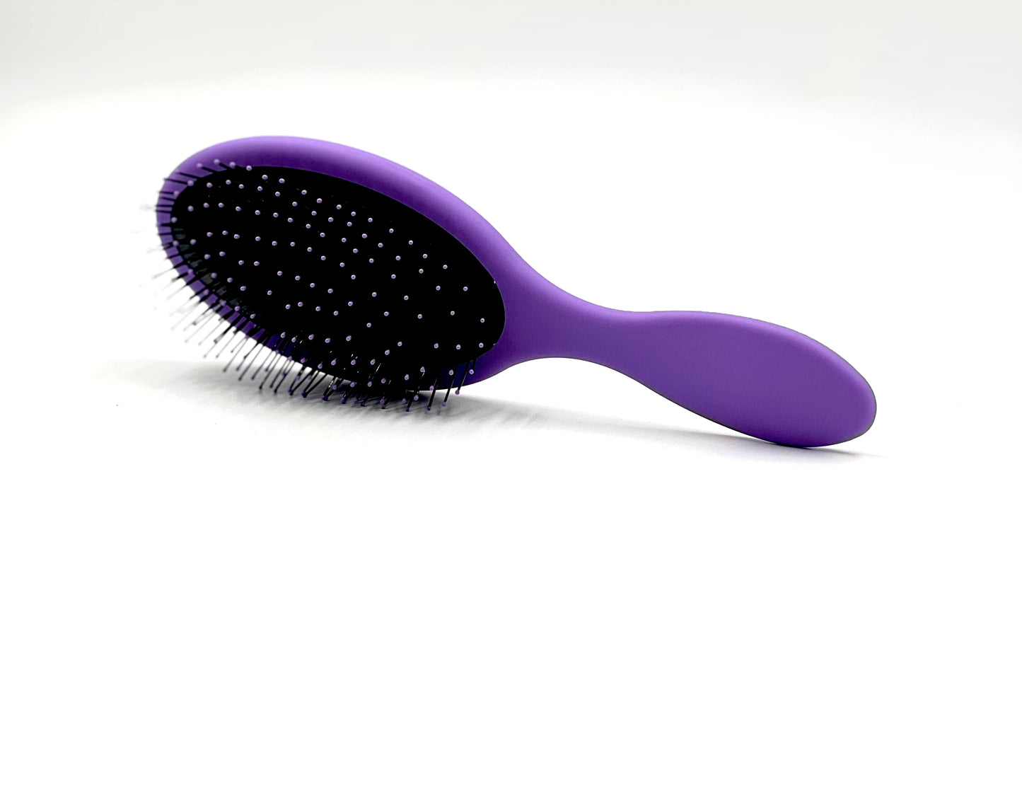 CEPILLO OVAL CON ALMOHADILLA